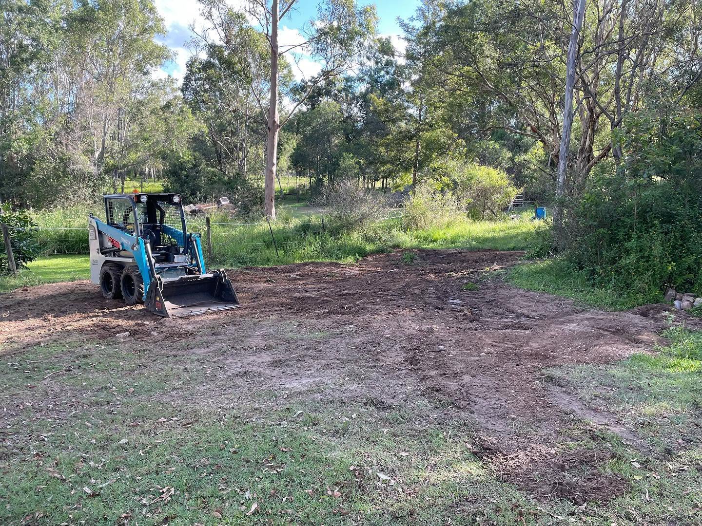 Excavation & Cut 3 - Cookies Bobcat Services